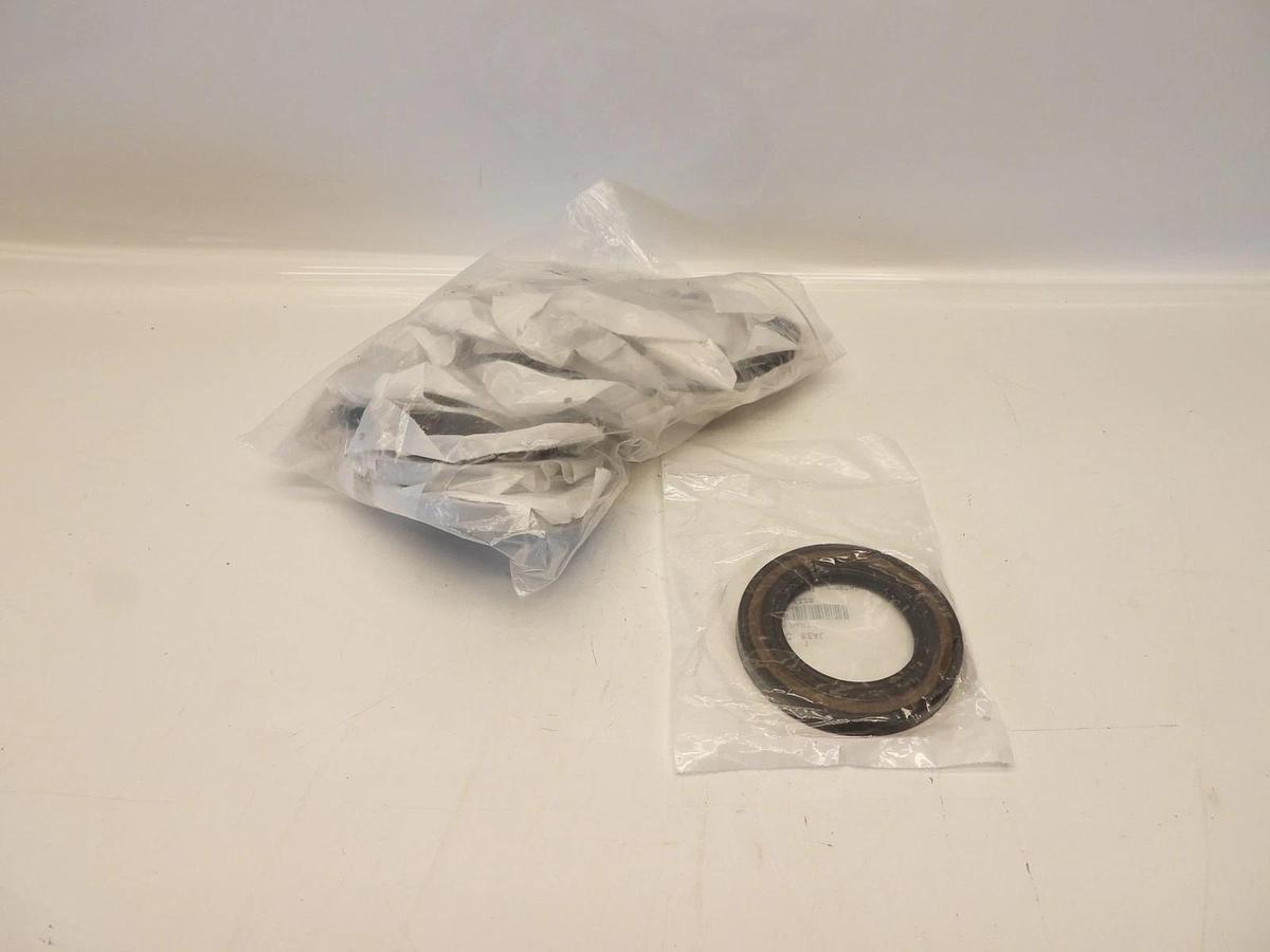 DANA HOLDING CORPORATION 001.03.4328 - DANA ORIGINAL OEM, SEAL