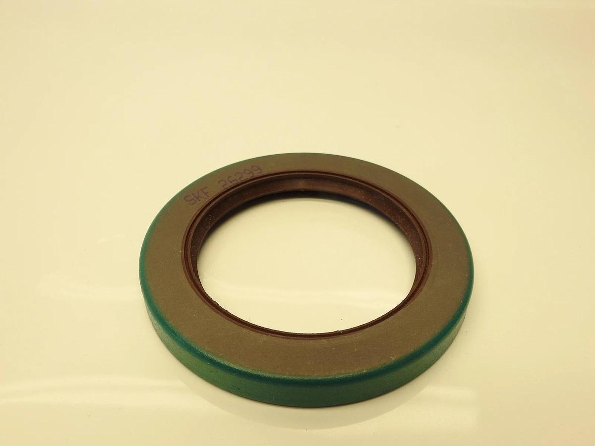 Oem John Deere Original Equipment Seal #DE21028