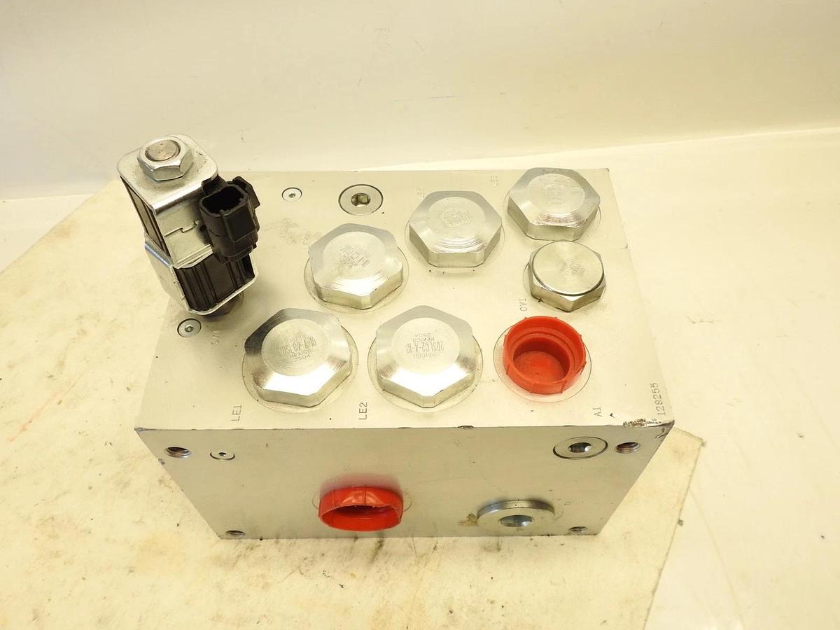 New Oem Parker IC-7509 243D Hydraulic Manifold Includes Valves & Solenoid