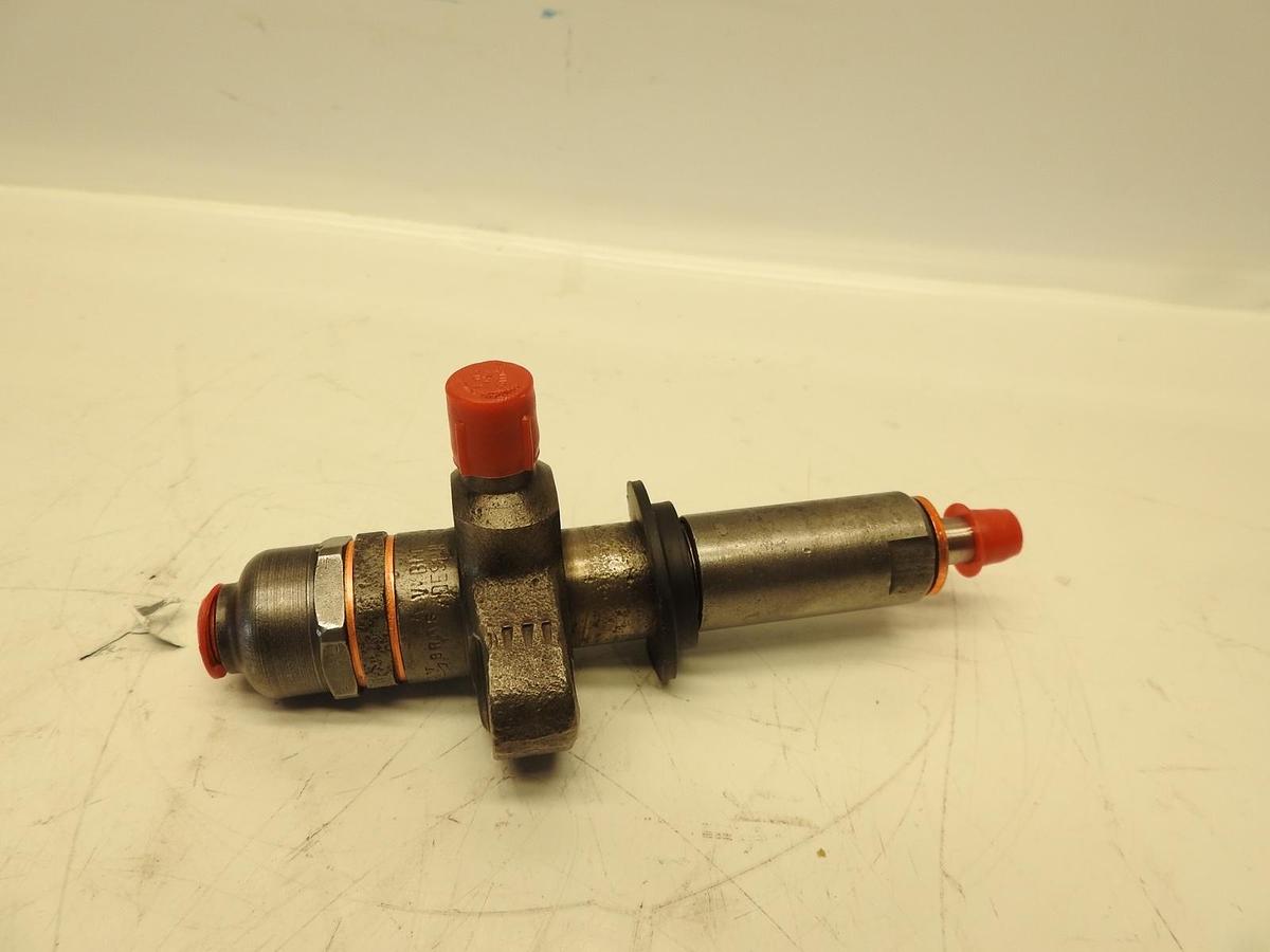 Remanufactured Fuel Injector Fits Massey Ferguson 210586