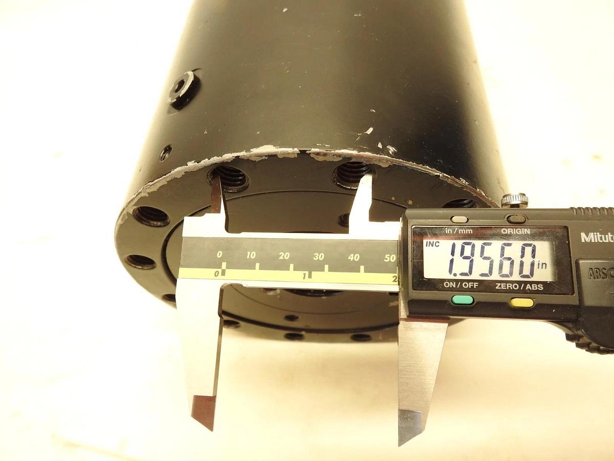 New Weitai Hydraulic Rotary Actuator KT240404 12 Bolt Hole 6 5/8" Wide X 7 3/16"