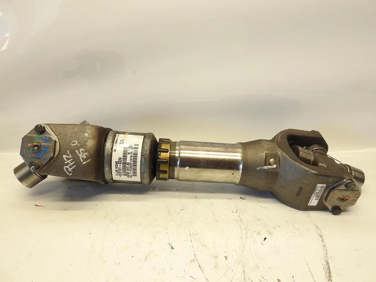 New Oem DANA Spicer DRIVESHAFT - 822101-0224
