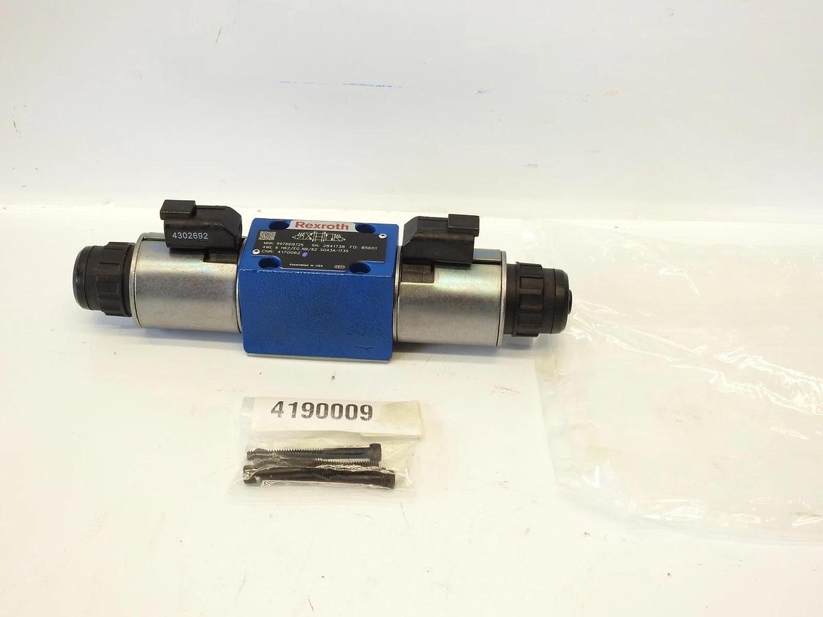 NEW OEM GENIE 41769GT (41769) Directional Valve, Rexroth R978919725