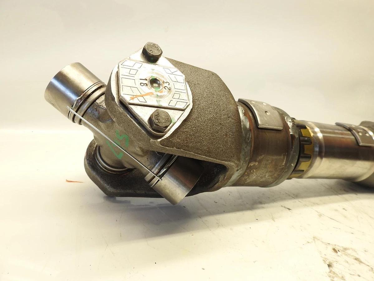 New Oem DANA Spicer DRIVESHAFT - 822101-0224