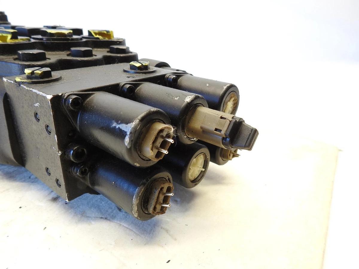 Oem Cat 529-6483: VALVE GP-CON For Wheel Loader 906K 906M 907K 907M 908K 908M
