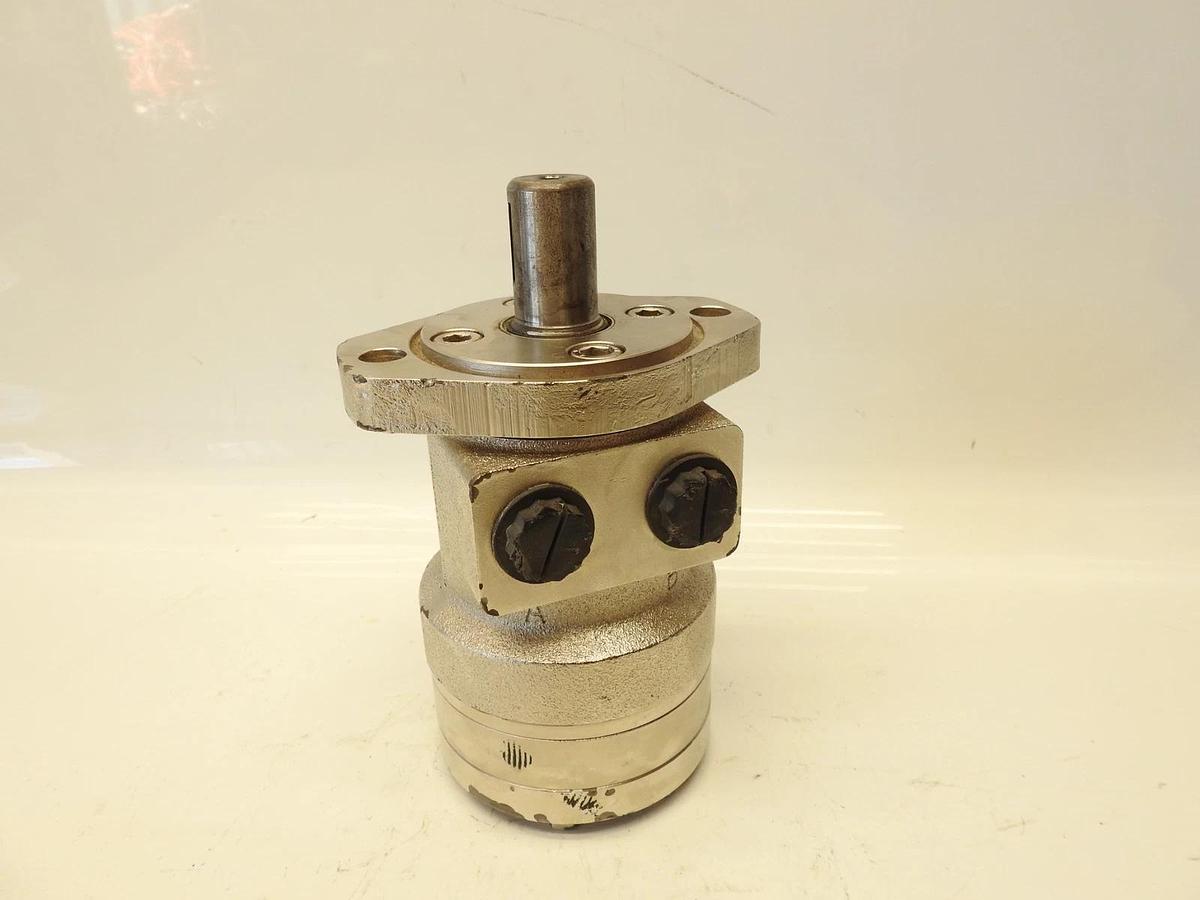 New Generic Hydraulic Motor Keyed Shaft 2 Bolt Mount