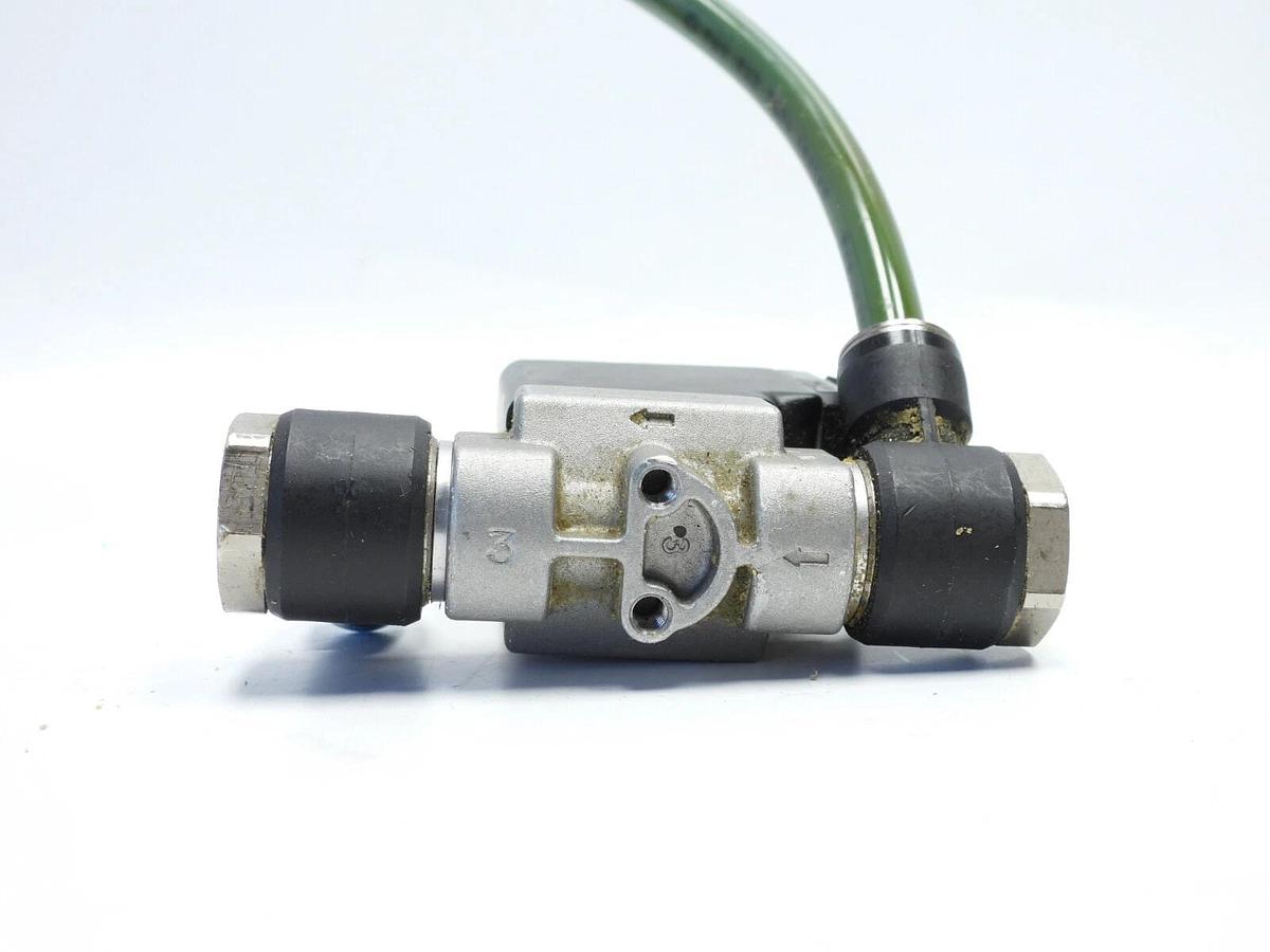 SMC, VCA21-5D0-3-02F-Q, Magnetventil / solenoid valve