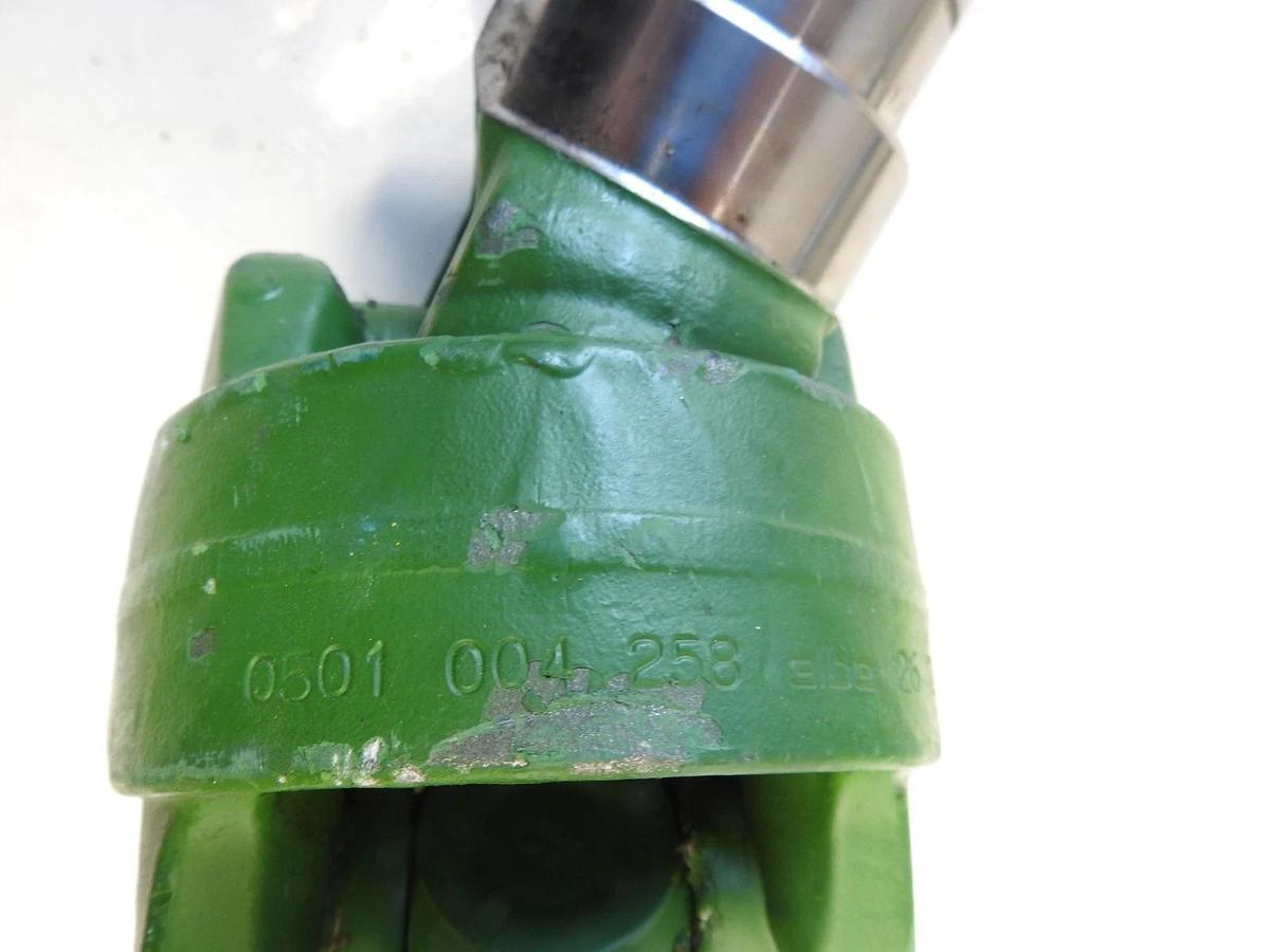 New Oem John Deere Universal Joint Yoke - AL81841