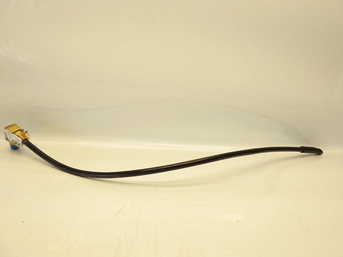 OEM Paccar V88-1003-3 Dynacraft Fuel Draw Tube Assembly #8 W/90