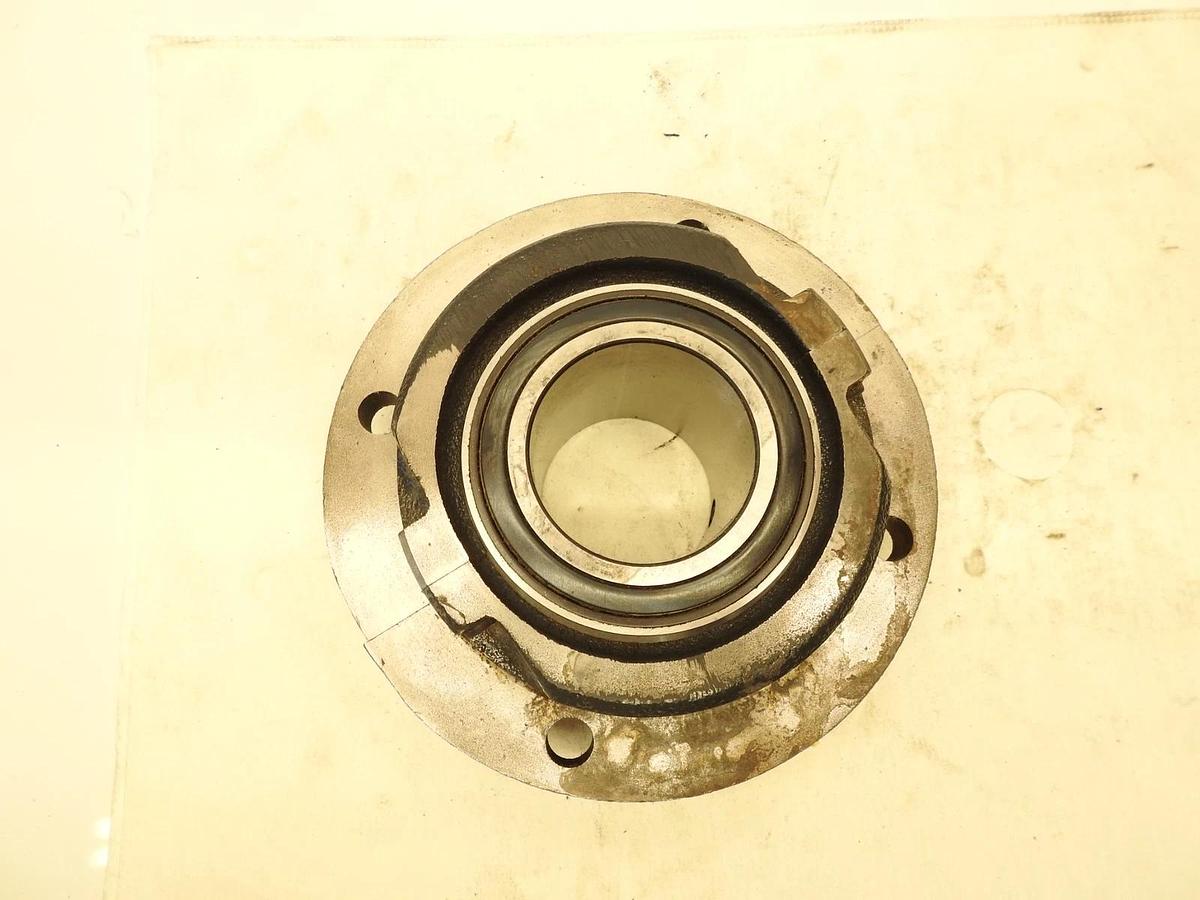 New Genuine Sealmaster RFPA 207  Piloted Flange Roller Bearing, 2.4375"