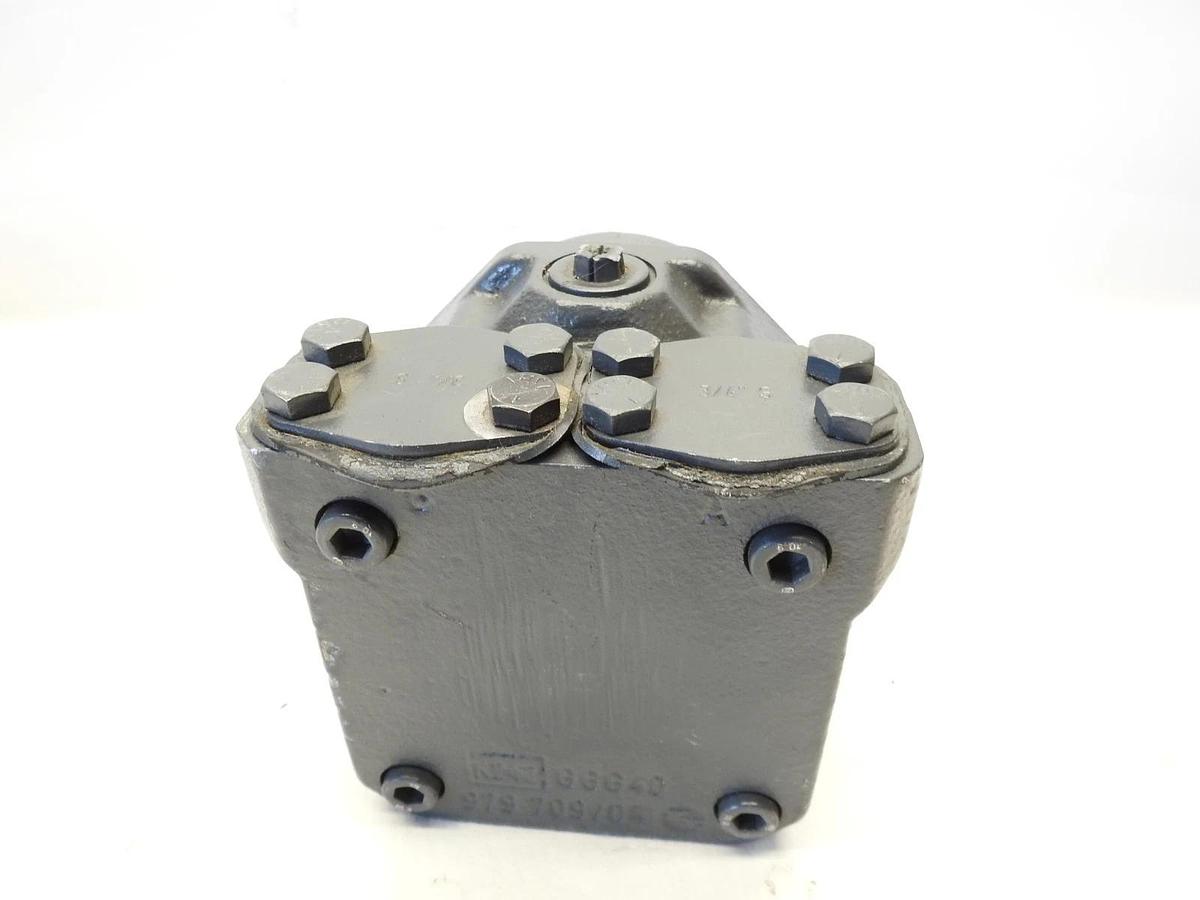 New Genuine Oem Liebherr 5801658 Hydraulic Pump Motor R902418610