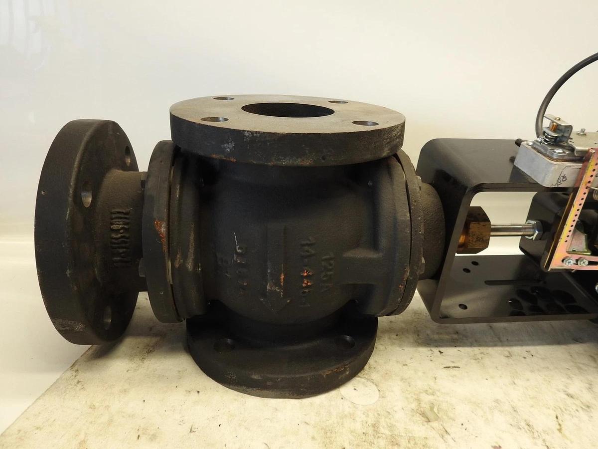Johnson Controls MP8000 Series Pneumatic Actuator MP865D 3" Flange Valve Actuato