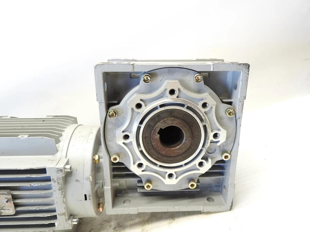 New XIN Chaun 3~ Gear Motor YE3 100L1-4 6206-2Z/C3  EFF 86.7