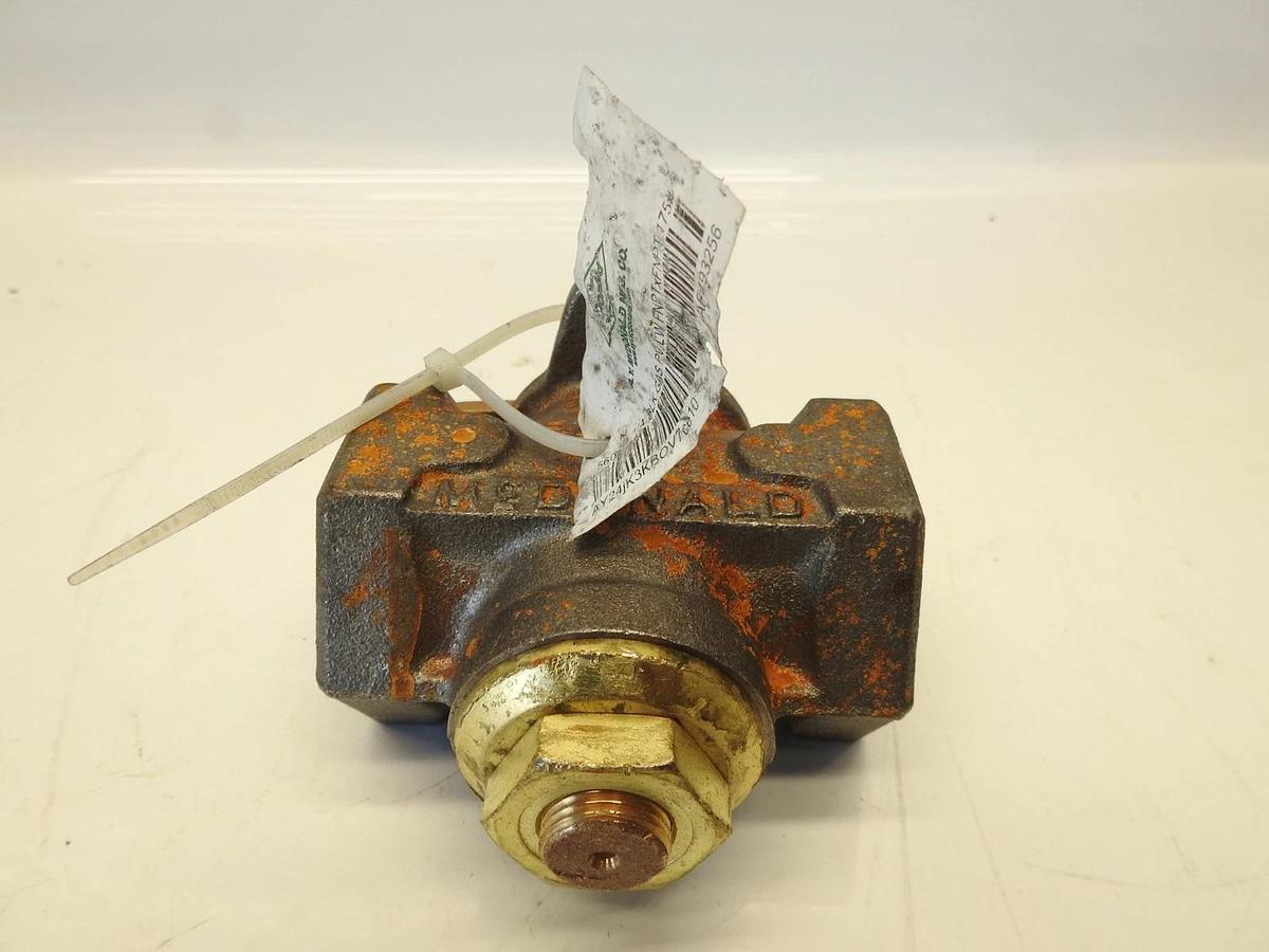 NEW MCDONALD 560B 1 1/4" FNPT x FNPT BLACK GAS VALVE