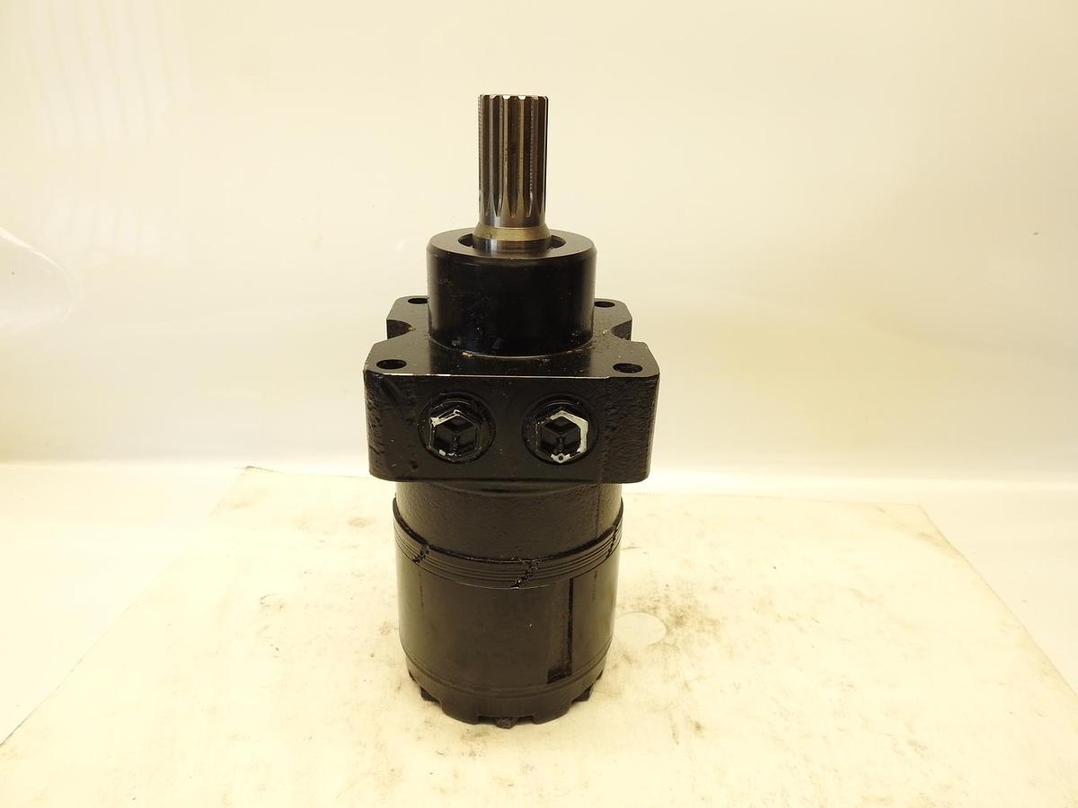 New Oem Danofss White Hydraulic RC013999 Wheel Motor