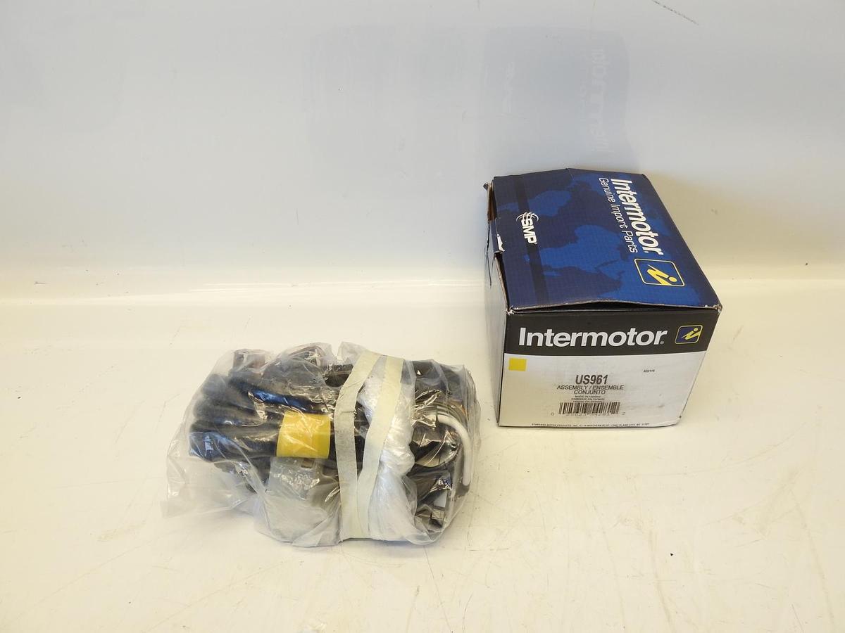Standard Ignition US-961 Ignition Lock Cylinder and Switch