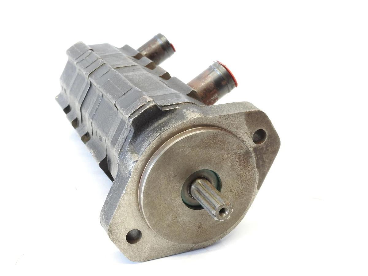 New Oem Danfoss 163B1185  116700 Jacobsen 4 Section Hydraulic Pump Splined Shaft
