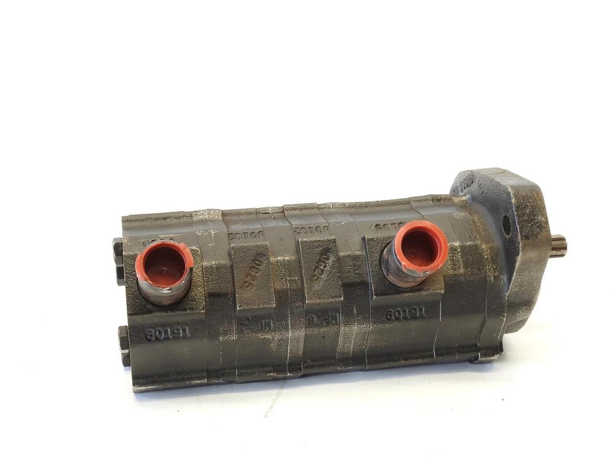 New Oem Danfoss 163B1185  116700 Jacobsen 4 Section Hydraulic Pump Splined Shaft