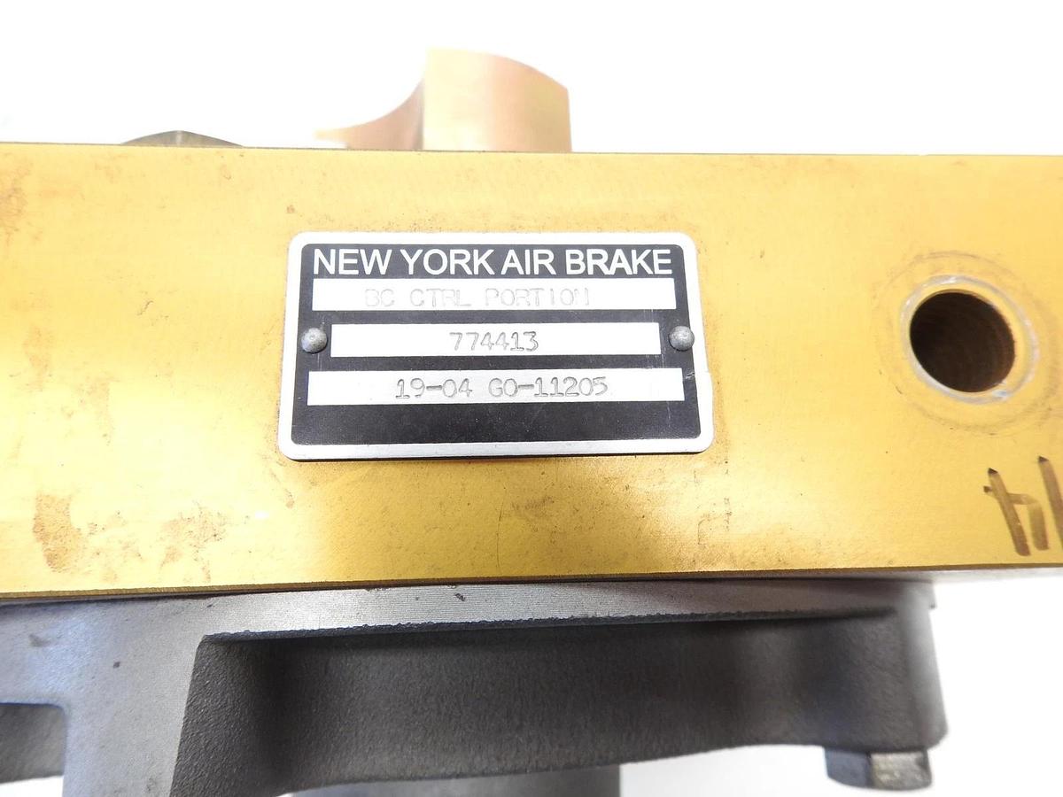 AS IS New York Air Brake BC CTRL Portion 774413 02500249 Portion Brake Cylinder