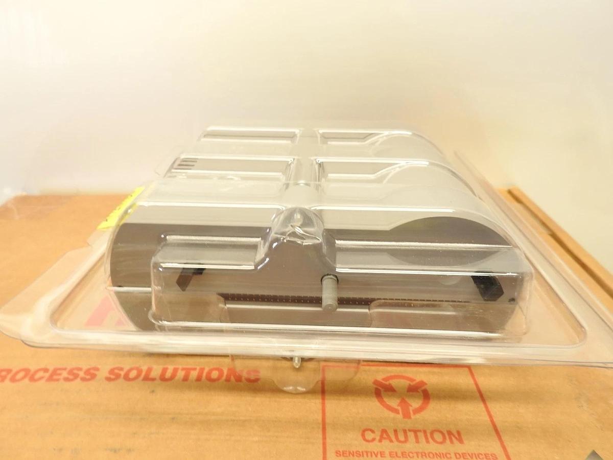 New Genuine Honeywell C300 Controller Kit 51405046-175 51308307 338285-009  5140