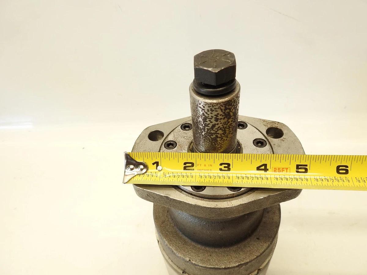 Oem Danfoss Roller Stator Hydraulic Motor 4 Bolt Flange Keyed Shaft