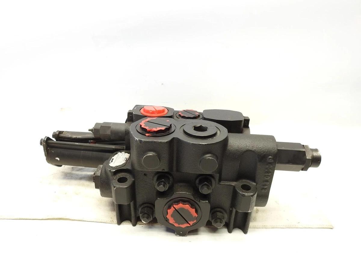 New Genuine Wastebuilt Mcneilus Hydraulic Valve, VF35 2 Section G Dump-Trailer