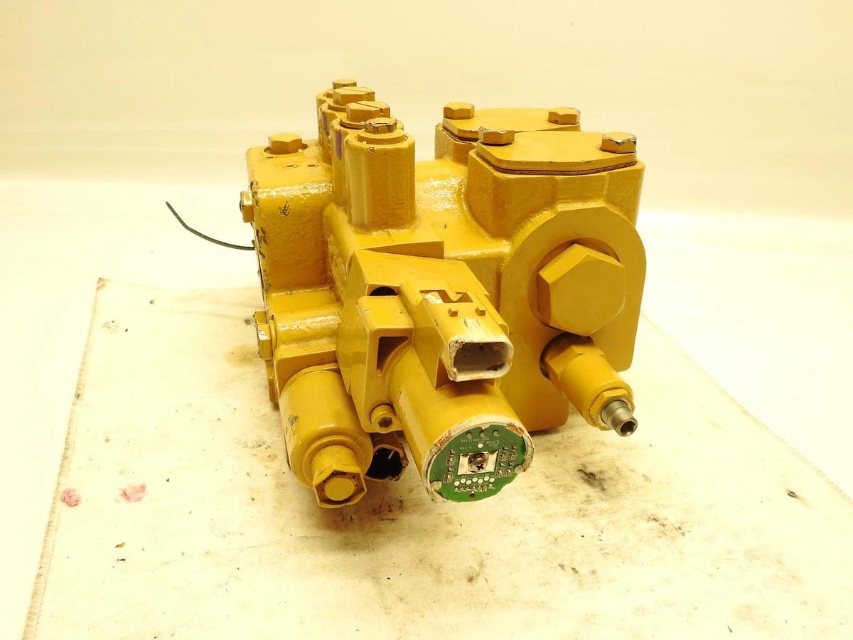 Oem Cat 425-8652 425-8653 Hydraulic Steering Valve Fits Wheel Skidder 545D 535D