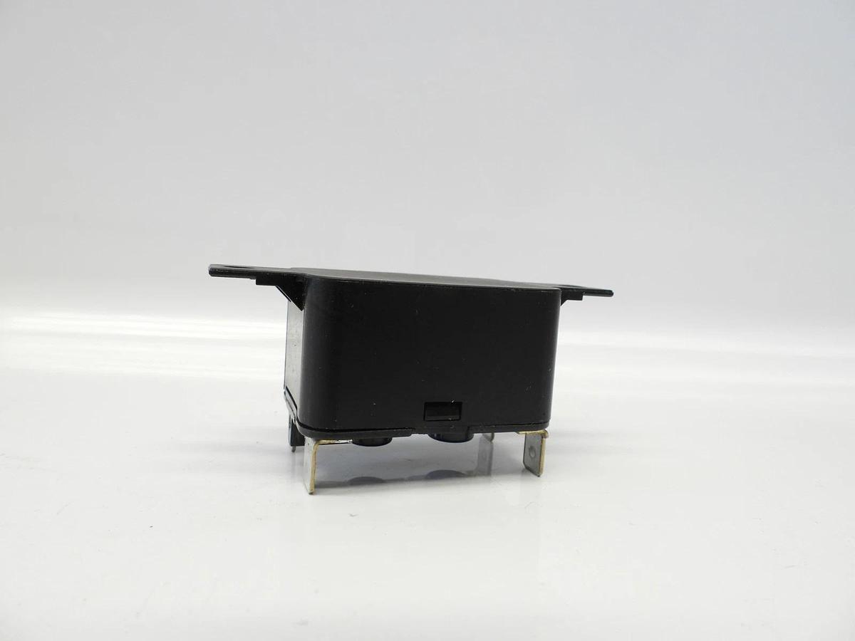 New Genuine Lennox Replacement Fan Relay 104774-01 9400G11U208 15D60 | OEM