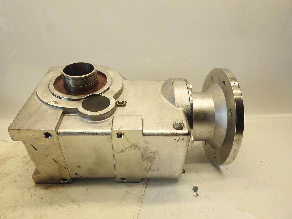 New D&F Equipment GearBox 37.6SJ3 1750 Input RPM 5.64HP 32 to 1 Ratio