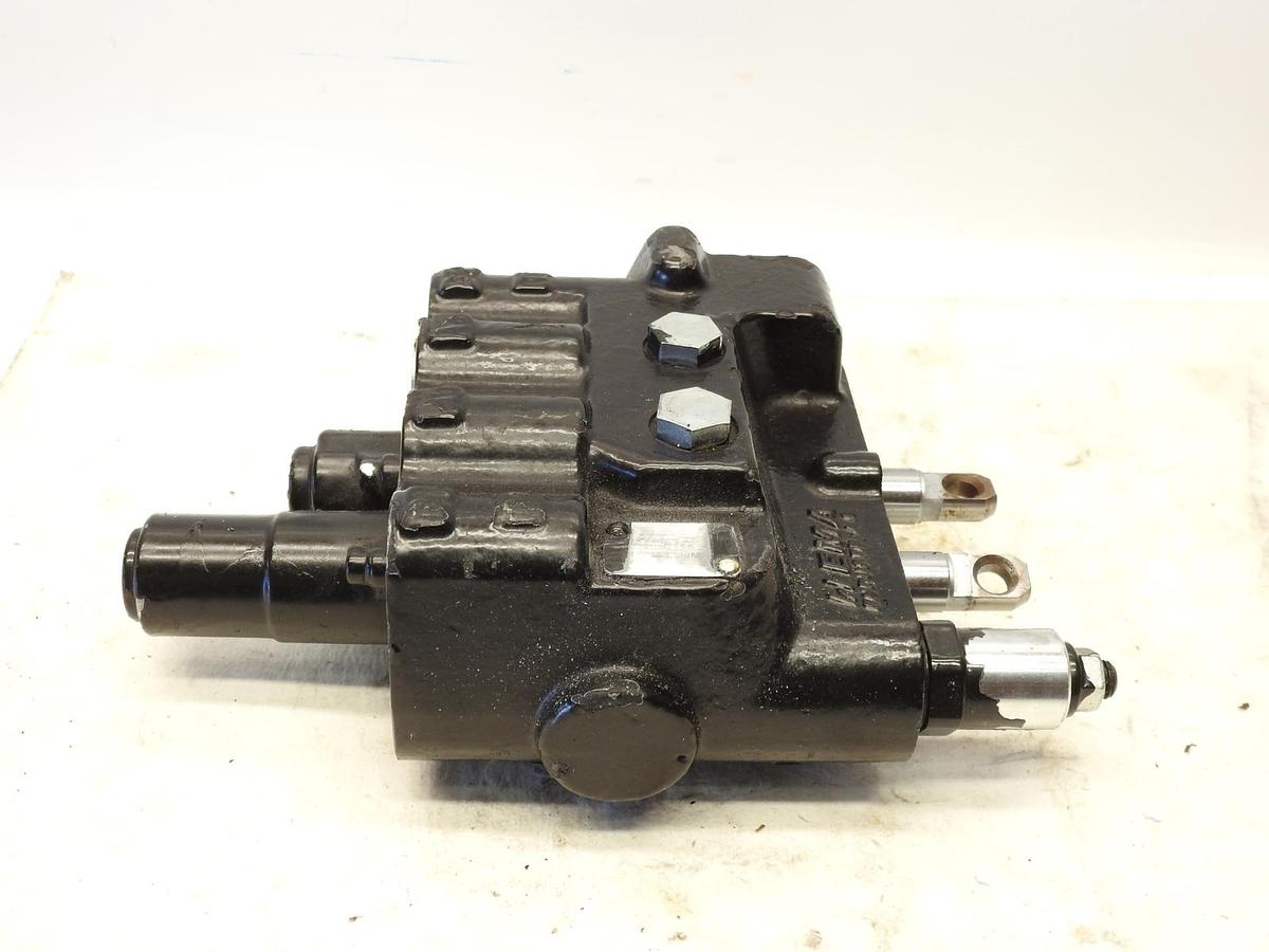 Hema MV053200M Front Loader Valve 40383036 MV053001D
