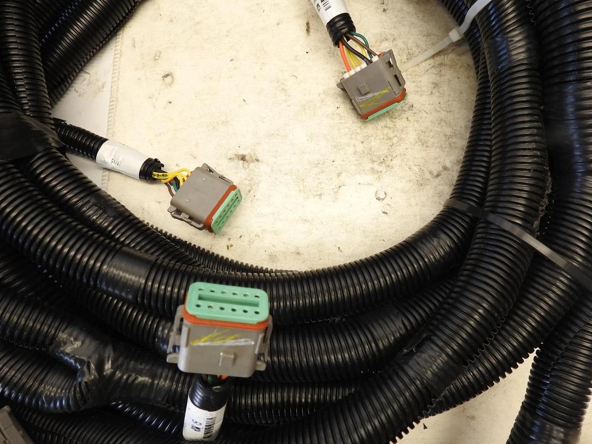 New Oem Case CNH 51537842 47745728 Control Bus Wiring Harness