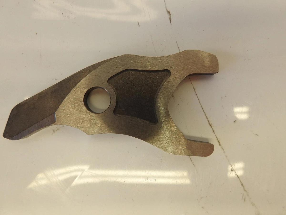 Lot Of 4 Oem Milwaukee Tool 14 Ga Double Cut Center Blade Part # 48-44-0156