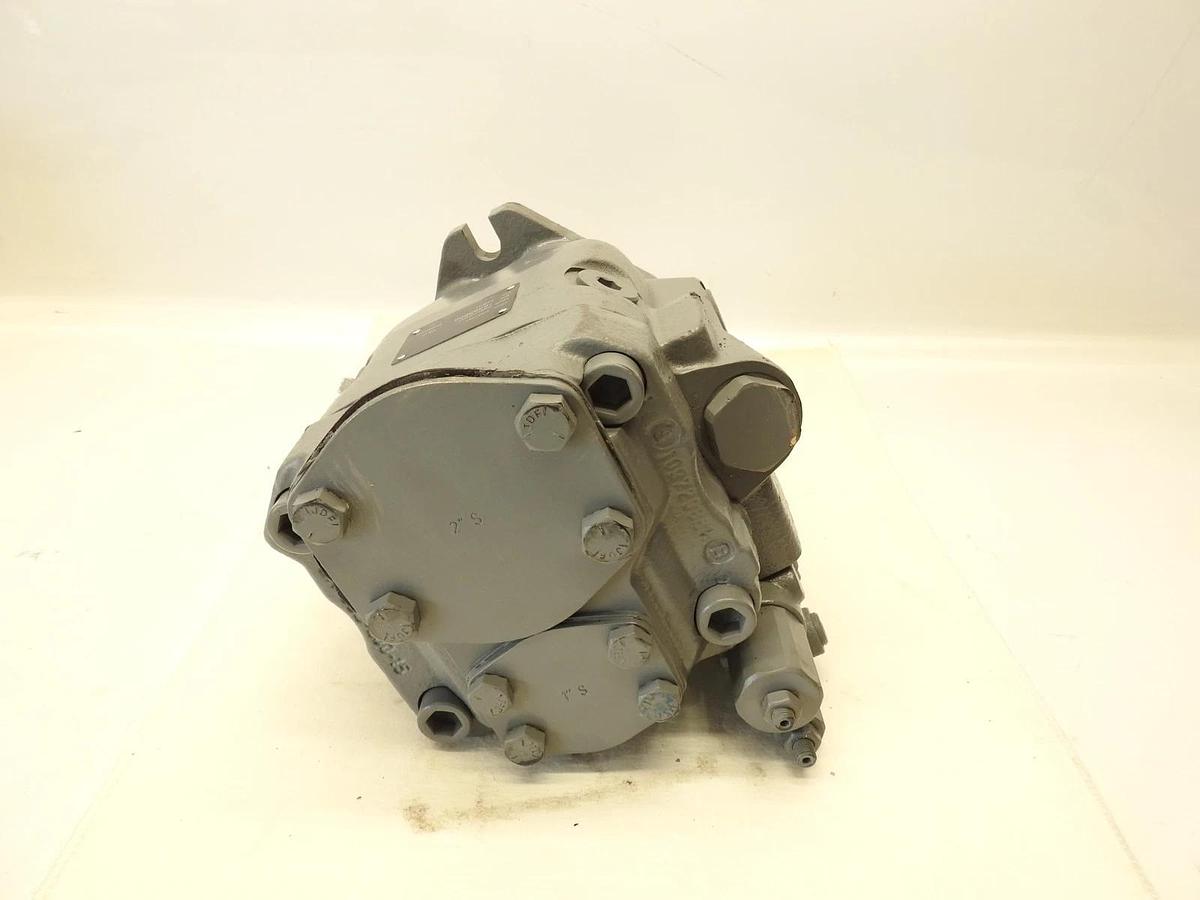 New Oem Rexroth R986100687 82451747 Piston Pump