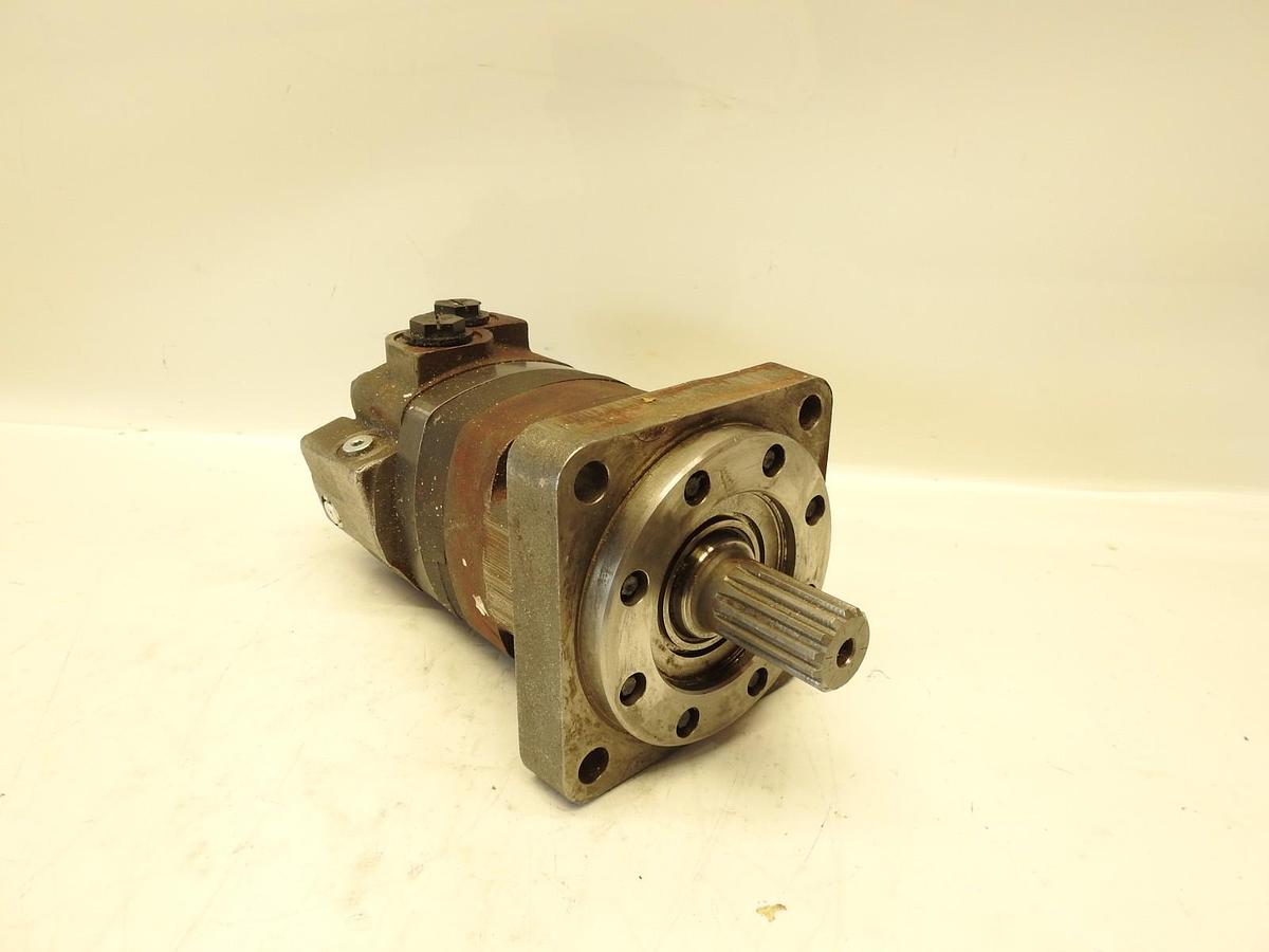 New Oem Eaton Char-Lynn 109-1305-006 Hydraulic Motor