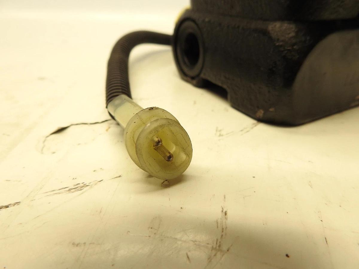 New Oem Eaton Uq-ND-D Hydraulic Steering Control Unit