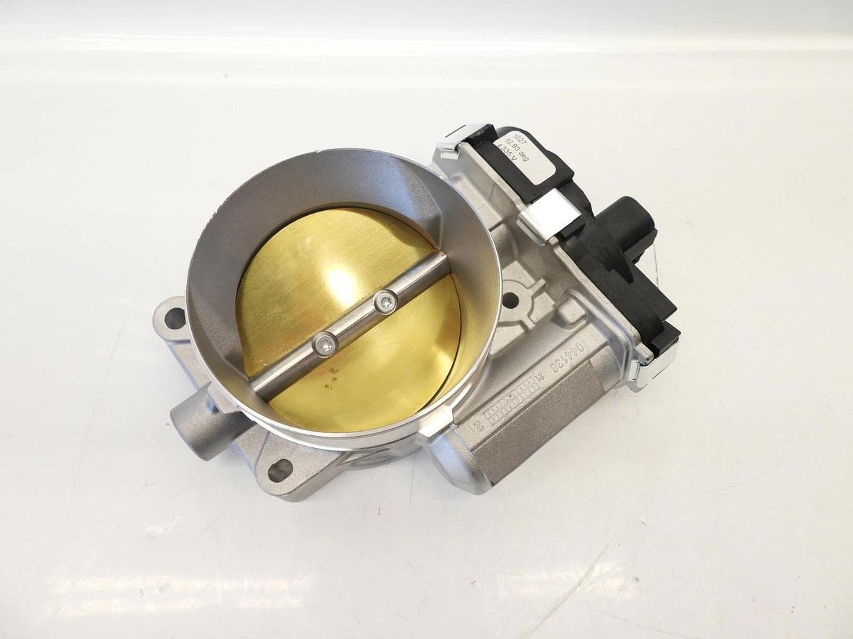 New Throttle Body 1027 52.93 deg 4.335 V 044136 08M3331