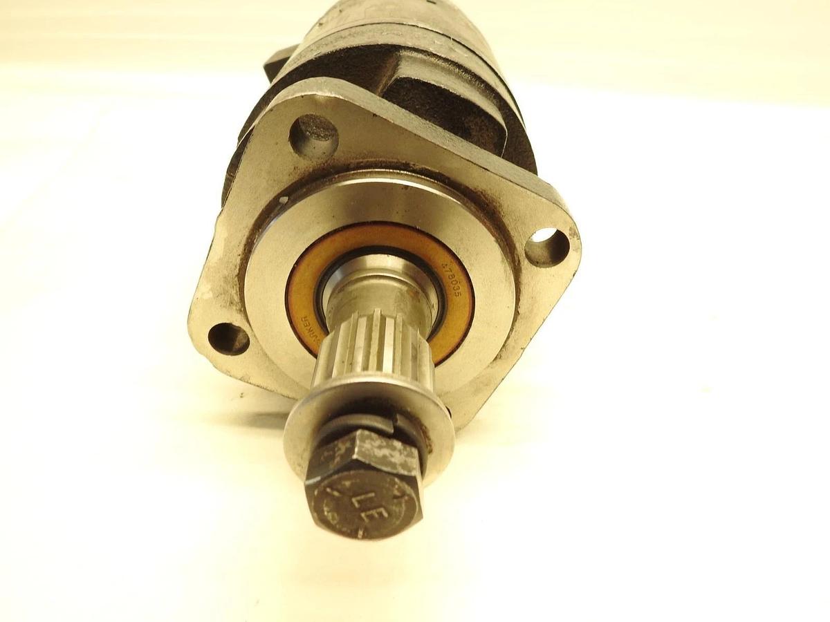 New Genuine Oem Parker TG0530VL050AAAA Hydraulic Motor TG SERIES 1 1/4" Keyed Sh