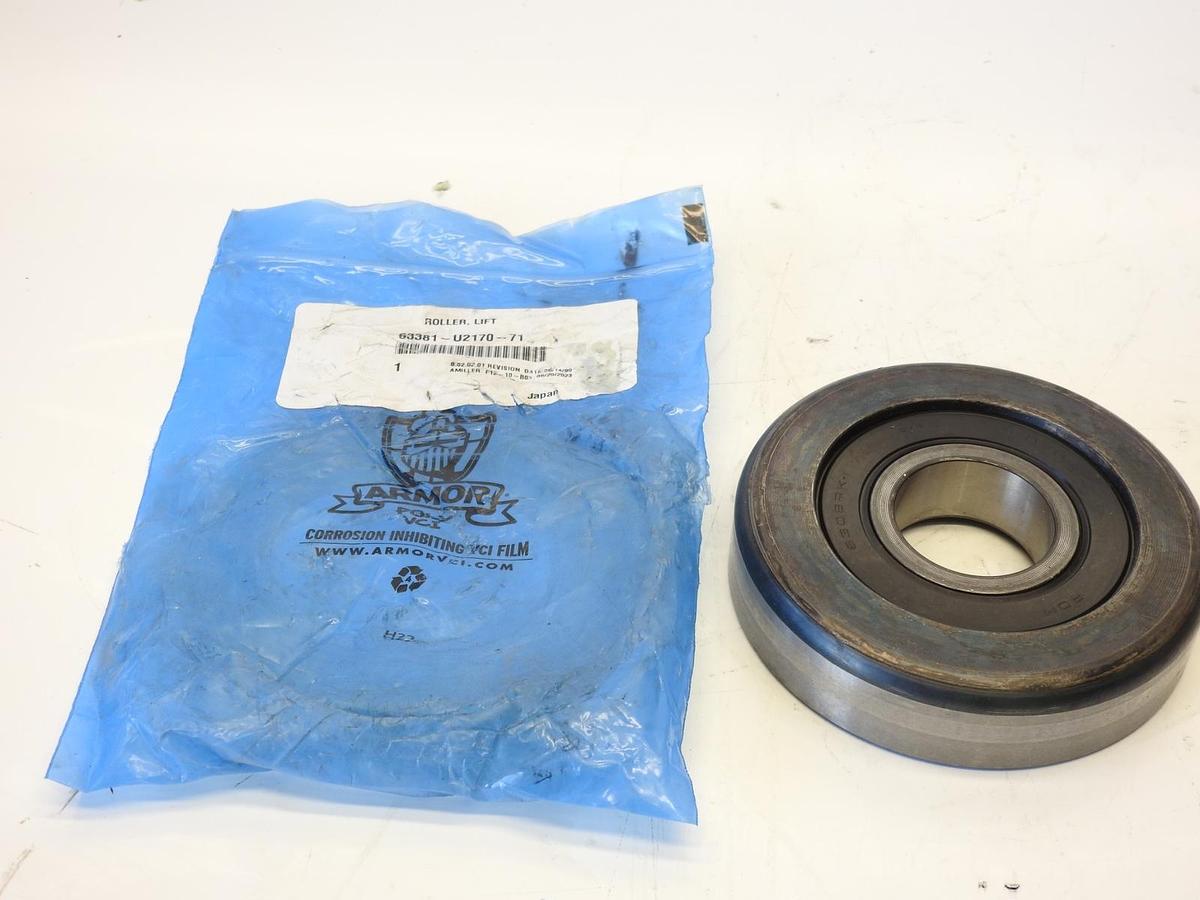 New OEM TOYOTA 63381-U2170-71 FORKLIFT Mast Bearing 120x28x39mm 63381-23420-71
