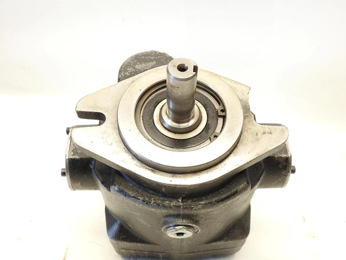 New Genuine Oem Parker PV102R1EF00 PV102 Series Piston Pump SEE DETAILS
