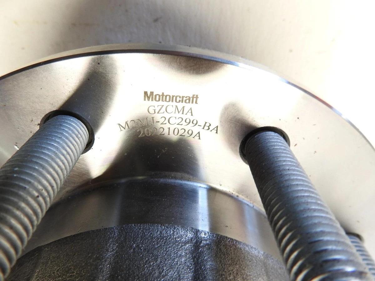 Genuine Oem Motorcraft Wheel Hub GZCMA M2MJ-2C299-DA