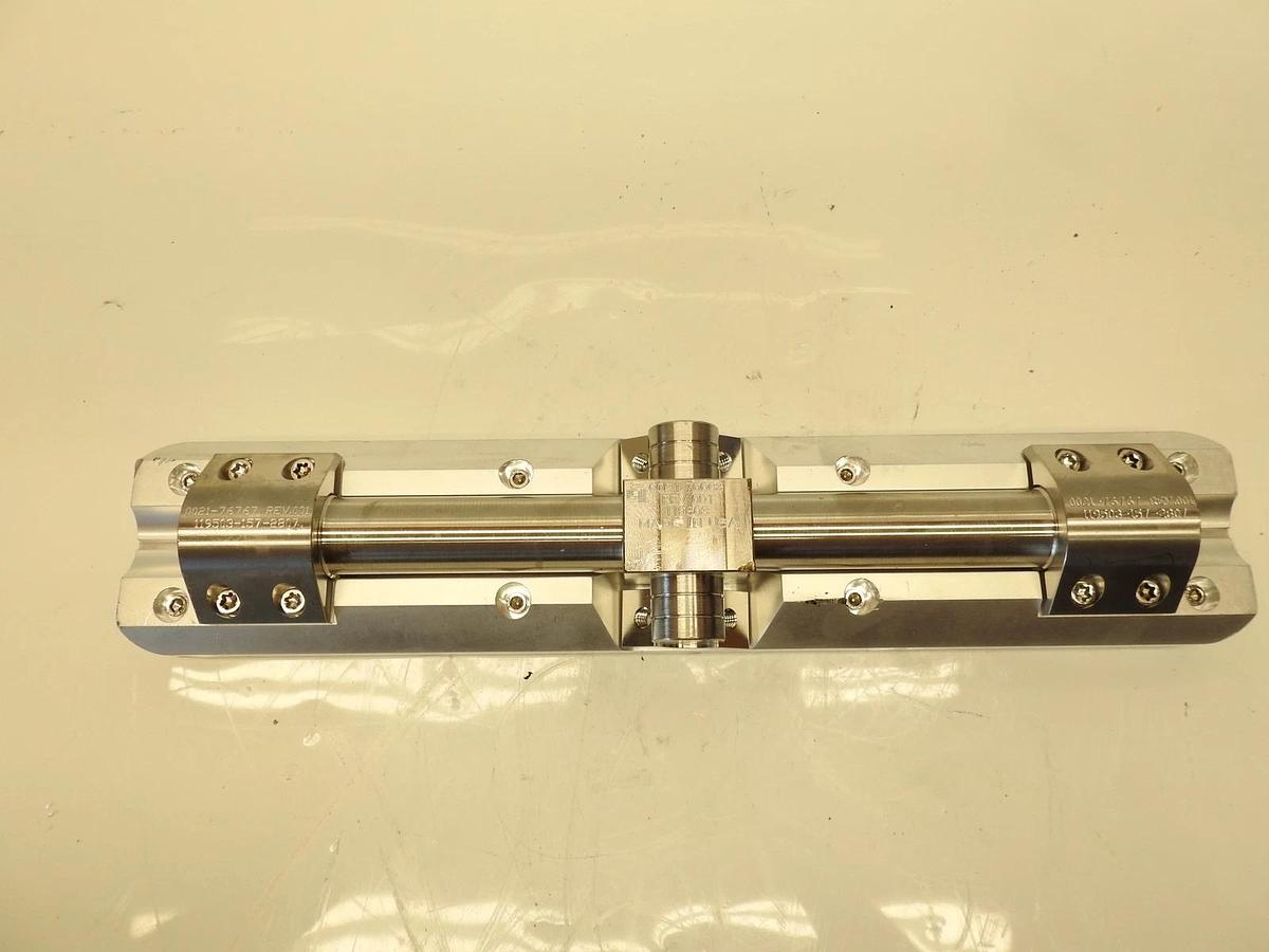 AMAT Applied Materials Slit Valve Door Assy 0021-70063 0021-76767 35cm Long