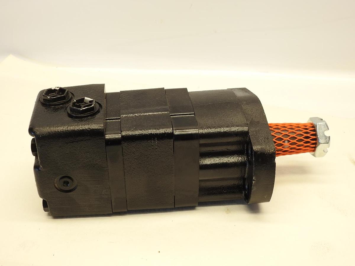 New Genuine MD 155148 Hydraulic Motor Danfoss 11203238