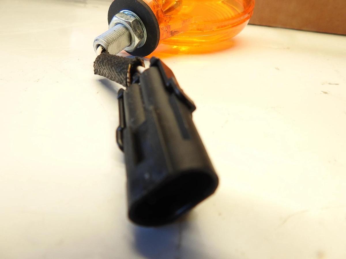 Lot of 15 Truck Lite Double Faced Amber Pedestal Light GT-116 LEAD DOT SAE STPI