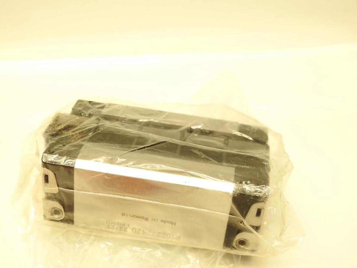 NEW OEM Genuine BOSCH REXROTH R162272420 Runner Block Ball Rail Carriage Size 30