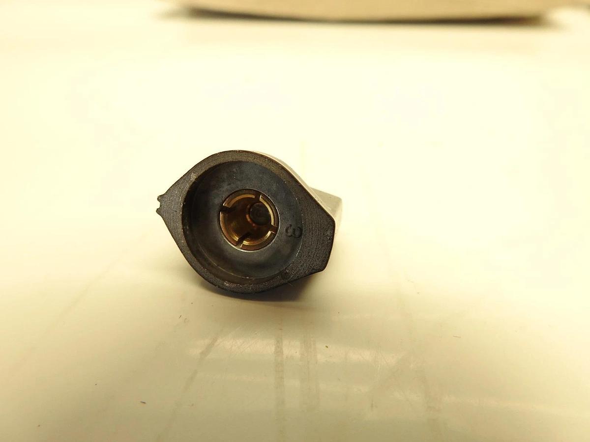Lot Of 100 Mentor 4499.9902 Gas Control Knobs