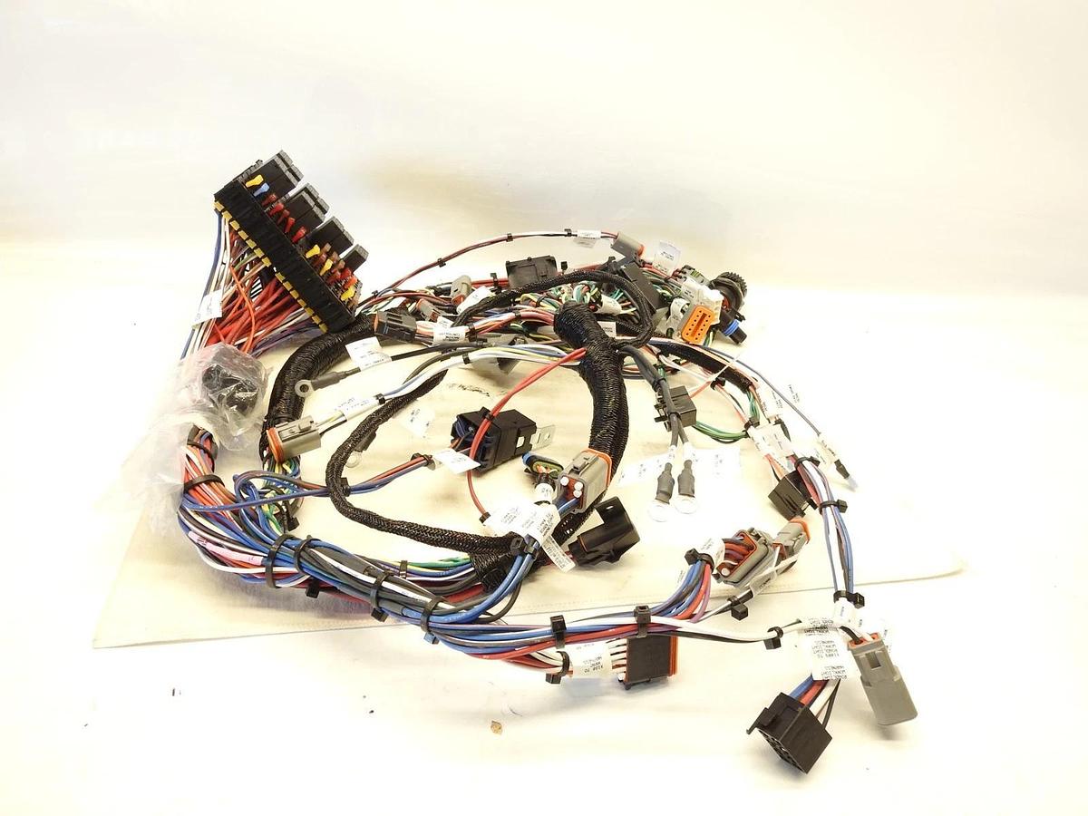 New Genuine JLG 1001299369 HARNESS,CAB POWER DISTRIBUTION