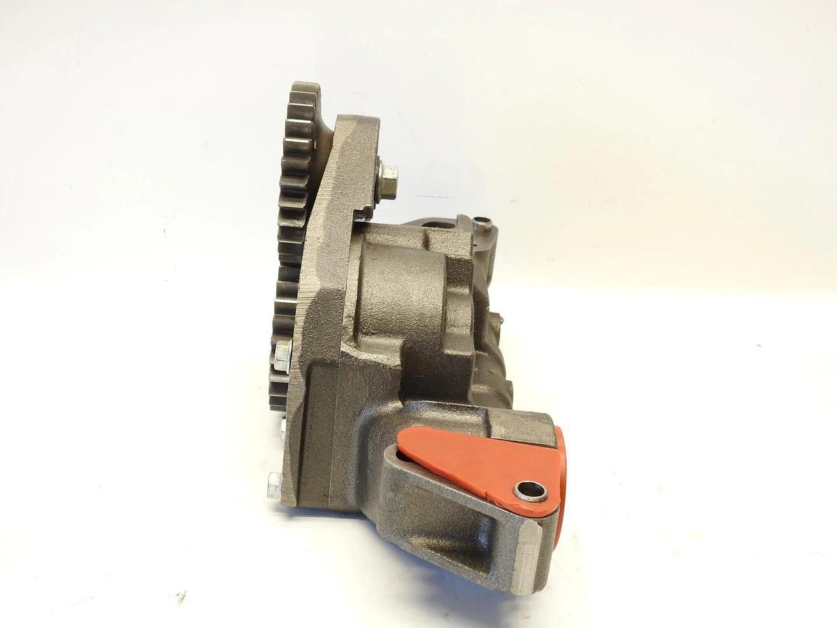 New Aftermarket Cummins ISX Oil Pump  5680039