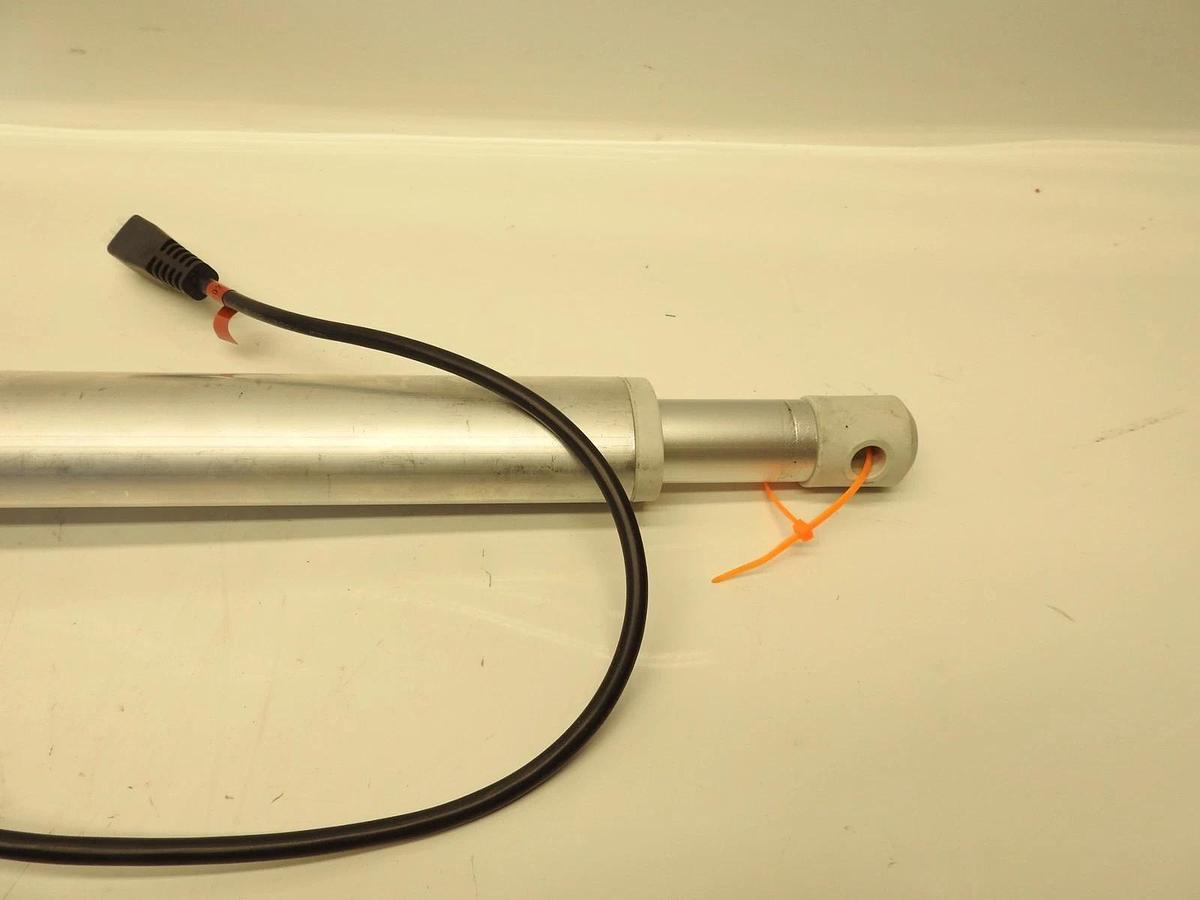 New Linak LA29 Invacare Lift Actuator DK-6430 KA20-C076-03