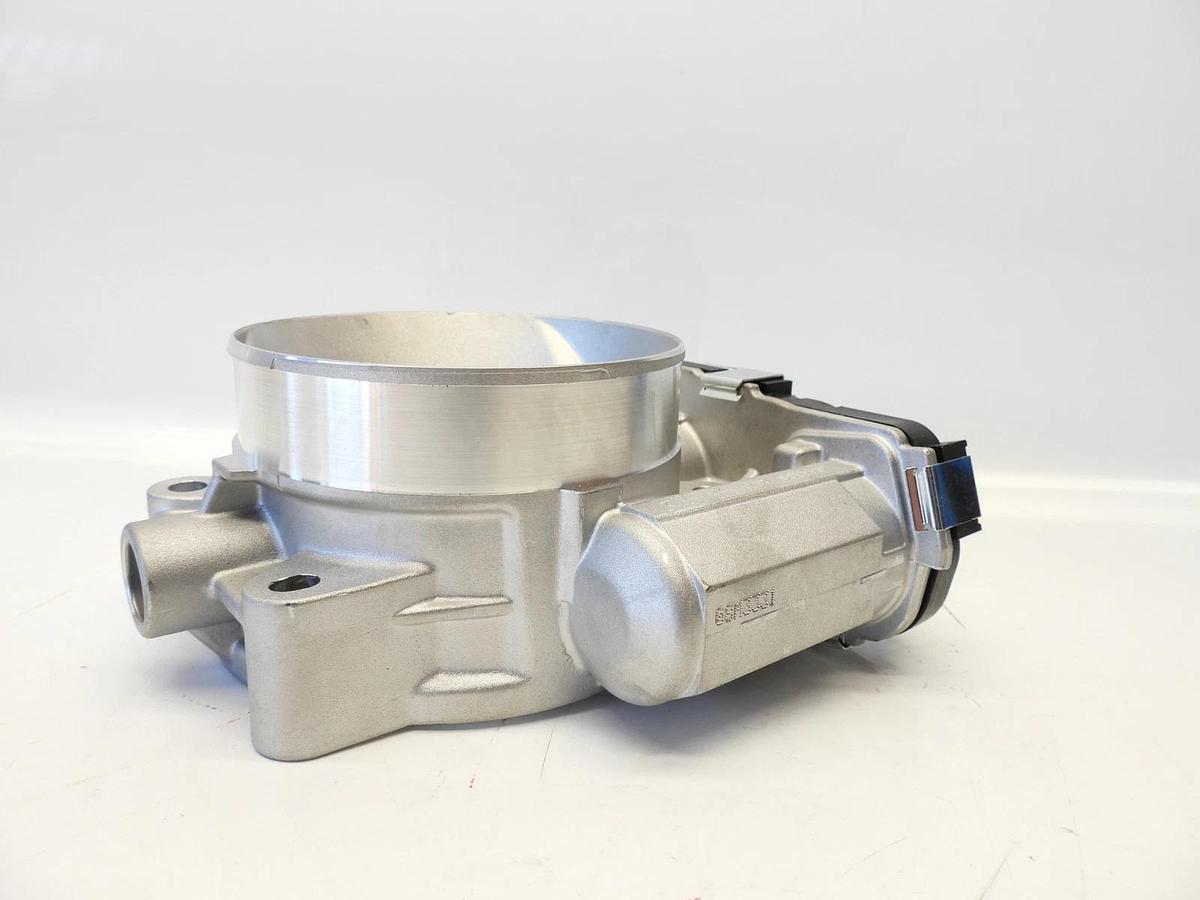 New Throttle Body 1027 52.93 deg 4.335 V 044136 08M3331