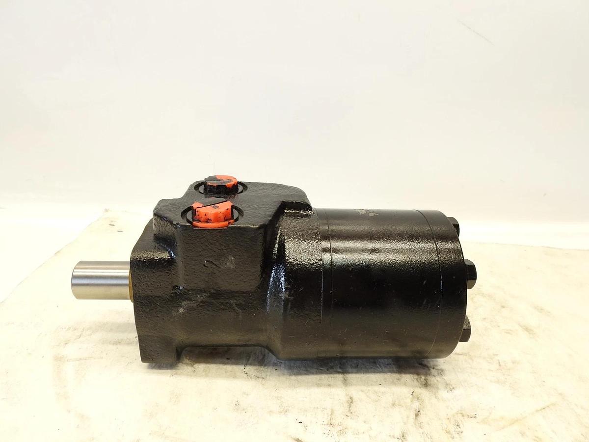 Oem Danfoss White Drive Hydraulic Motor 255320F3010AAAAA 83071819